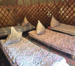 Тент в Turkestan Yurt Camp