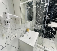 Шестиместные апартаменты Standard с 2 комнатами в Центральные апартаменты
