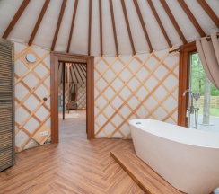 Юрта Лада в Папоротник