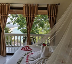 Номер Deluxe рядом с пляжем в On The Hill Karon Resort