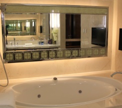 Люкс в SoLuxe Hotel Almaty
