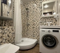Апартаменты c 1 комнатой с балконом и с видом на город в Квартира в центре Loft