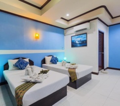 Двухместный номер Deluxe двуспальная кровать в Hotel Grand Orchid Inn