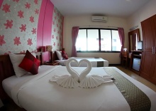 Двухместный номер Deluxe 2 отдельные кровати в My Place @ Surat Hotel