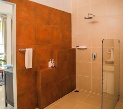 Двухместный полулюкс 2 отдельные кровати в Summer Luxury Beach Resort and Spa