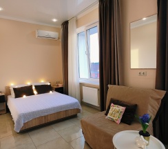 3-х местный номер студия с мини-кухней в Центральная