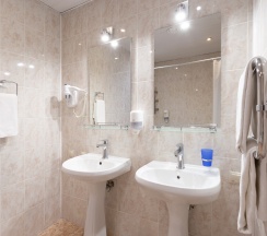 Двухкомнатный с балконом в Riders lodge