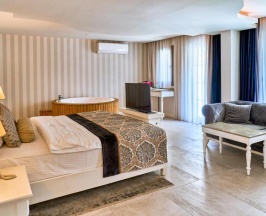 Двухместный номер Deluxe 2 отдельные кровати в Salonika Suites