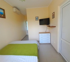 Отдельно стоящий коттедж в Эдем у реки