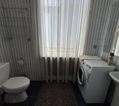 Коттедж Дуплекс с балконом и с красивым видом из окна в Dipservice hall