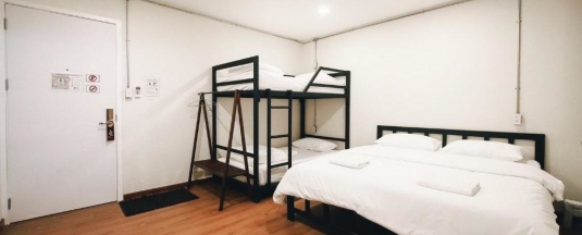 Четырёхместный номер в More than Sleep Hostel Pak Chong - Khao Yai
