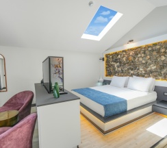 Номер с джакузи Deluxe с видом на море в Ramitos Hotel