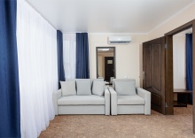 Family Room Mansard в Democratia