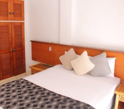 Апартаменты c 1 комнатой с балконом в The Melanesian Port Vila Hotel