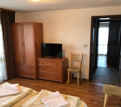 Семейный люкс с балконом в Guest Rooms Vachin