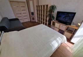 Апартаменты Апартаменты на микрорайоне Крылатый 24/1 в Иркутске