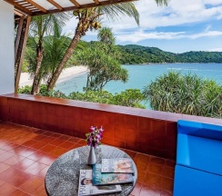 Двухместный люкс Beach Wing двуспальная кровать в Mom Tri's Villa Royale