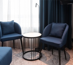 Улучшенный с диваном в Kravt Hotel Kazan Airport
