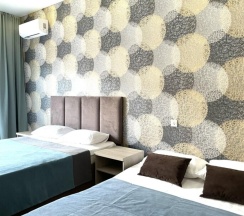 4-местная комната комфорт с балконом в SunMania