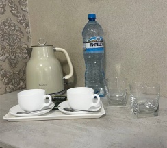 Улучшенный с двухспальной кроватью в Куликовъ