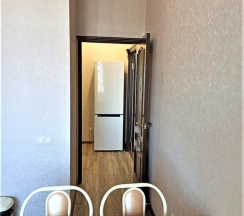 М.Горького 85Б. 1-комн.кв., 10-этаж, 76 в АнтиОтель