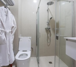 Семейный люкс двухкомнатный в Софийские вершины