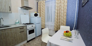 Екатеринбург: Апартаменты Royal Apart (Роял Апарт) на Азина 47