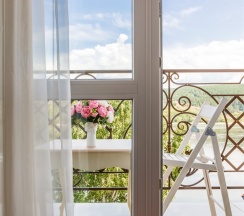 Luxe PION в Hotel Villa MARALIS