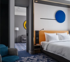 Люкс Амбассадор с балконом в Maidens Hotel Moscow