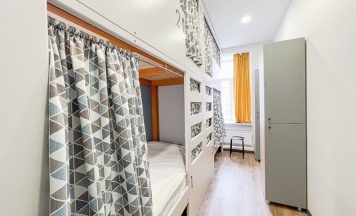 Стандарт 4-местный мужской (№220) в Друзья Граффити