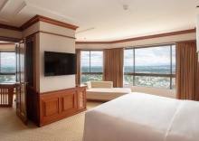 Одноместный люкс Executive в Centara Riverside Hotel Chiang Mai