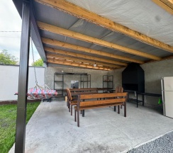Коттедж с террасой в Family house vld