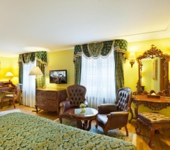 Двухместный номер Deluxe двуспальная кровать в Hotel U Prince Prague by BHG