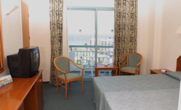 Двухместный номер Standard 2 отдельные кровати в Antigoni Hotel