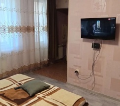 Двухместные апартаменты с балконом (двуспальная кровать) в День&Ночь