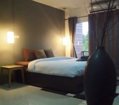 Двухместный номер Deluxe с балконом двуспальная кровать в Fondness Hotel