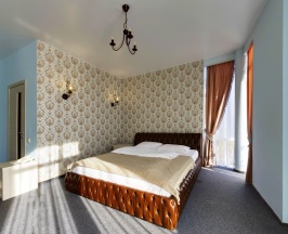 Студия Люкс в Мартон Шолохова