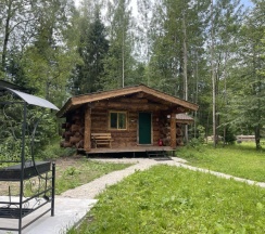 Дом No. 9 с красивым видом из окна в Дубки