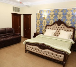 Номер люкс в Barocco Lv Hotel