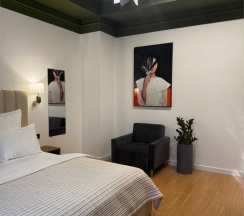 № 302 Семейный номер "Люкс" в разМалевиch