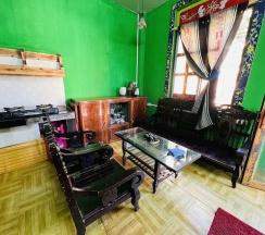 Семейный люкс в Saigonese Trekking House - Hostel