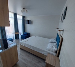 Коттедж с красивым видом из окна в Олимп