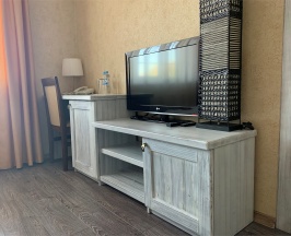 Двухместный стандарт в История