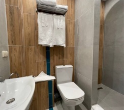 Семейный двухкомнатный номер с джакузи и сауной в Loft Boutique