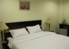 Номер Deluxe в The Bang Khun Phrom Suites