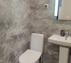 Двухместный номер с балконом с видом на улиц в Amina