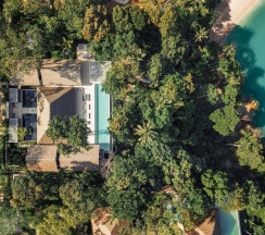 Вилла Luxury с 4 комнатами с видом на океан в Villa Escape Burasari