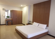 Номер Deluxe в Lee Nova Place