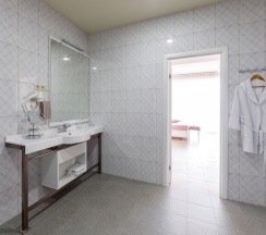 Джуниор Сюит для новобрачных в Central inn