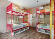 Кровать в общем номере в OYO 1074 Fin Hostel